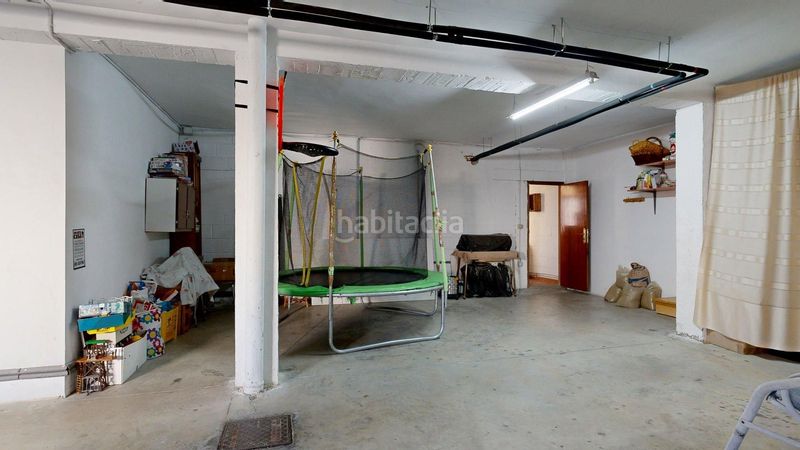 Foto fcaabef8-e4dd-4b04-87cc-9c77913ff4f6. Casa a Cadrete