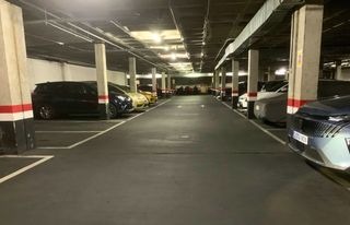 Car parking  Calle fromista