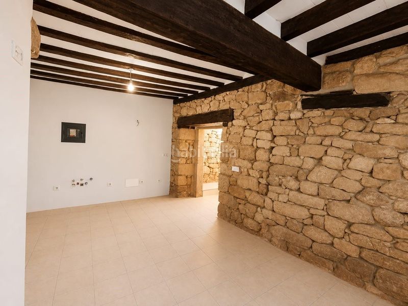 Foto d106c6ca-f01a-4d32-b4d8-b6fead6ef448. Casa a Encío