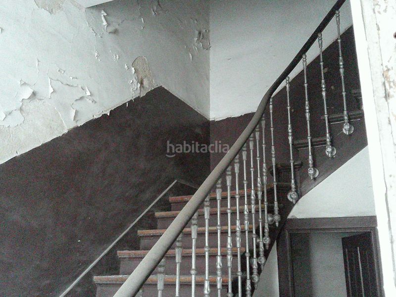 Foto a3cfa8bb-f1a2-47f4-b786-6ccd2c65fbb3. Edificio en Casablanca - Calvario Vigo