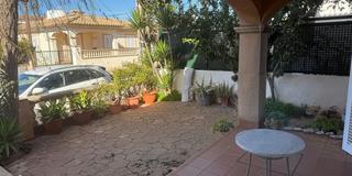 Casa adossada a Calle cerviola 18