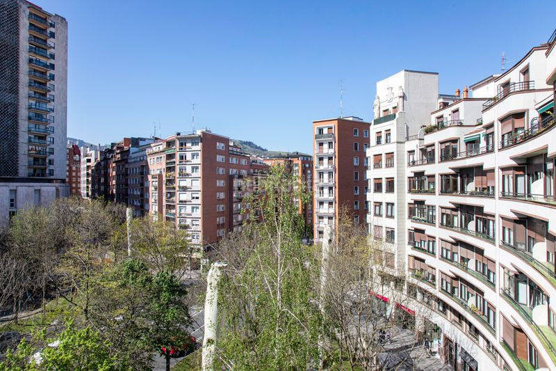 Foto ac826ee3-843b-434b-9552-92d4f0e8af8a. Pis a Zabalburu Bilbao