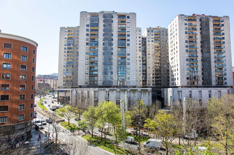 Foto b547ea47-8225-4fcb-850a-67eb3ab3f1b1. Pis a Zabalburu Bilbao