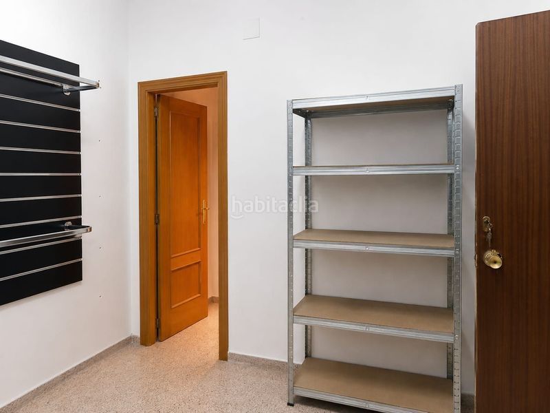Foto 2d66ba82-77f1-4746-bd9d-78f4a690a6cd. Local comercial a Petrer
