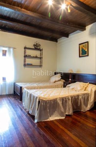 Foto 8da4e0e4-d0b0-4ffa-9c5b-1d4031d12534. Casa adossada a Galdames