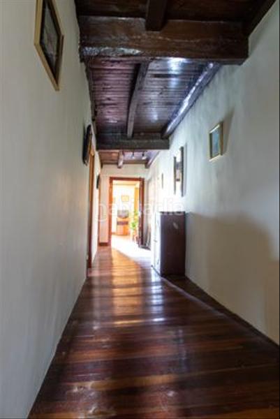 Foto f79cc271-d64a-486e-9a83-68f95d379567. Casa adossada a Galdames