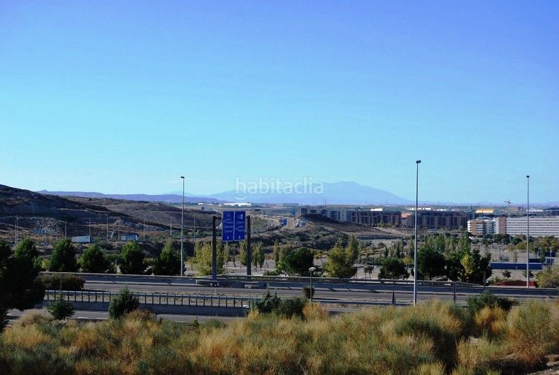 Foto cb02cac8-4d14-4994-9152-e0ab38de36f5. Aparcament cotxe a Valdespartera Zaragoza