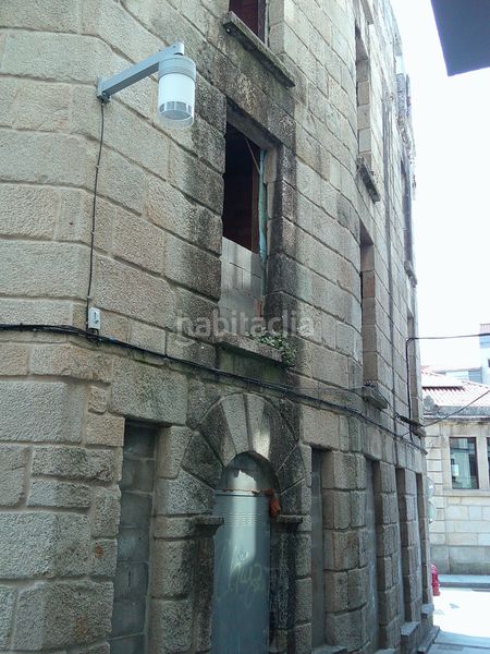 Foto b3d36df0-db34-4622-b243-a36a36ca9dd0. Edificio en Marín
