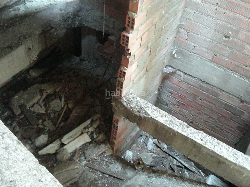 Foto d897dc38-187b-427c-8ce1-d7967763e74a. Edificio en Marín