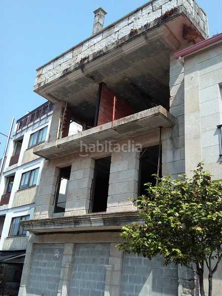 Foto d944e22a-560a-46cb-a9d0-b84e6c35c303. Edificio en Marín