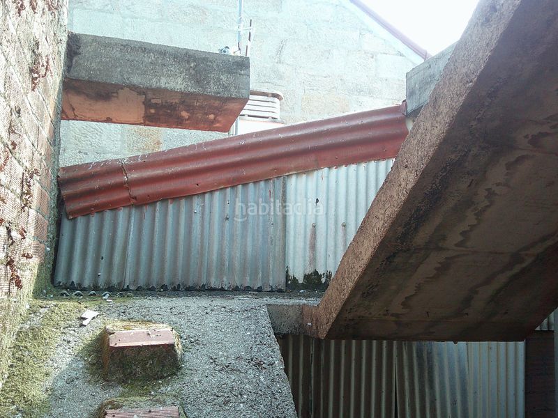 Foto de91ae6c-f2aa-475a-8113-78dd9c9907fc. Edificio en Marín