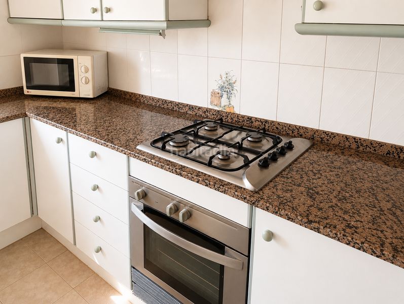 Foto a87581b9-0842-4896-a643-f0f300453ef0. Casa amb aparcament a Alcanar