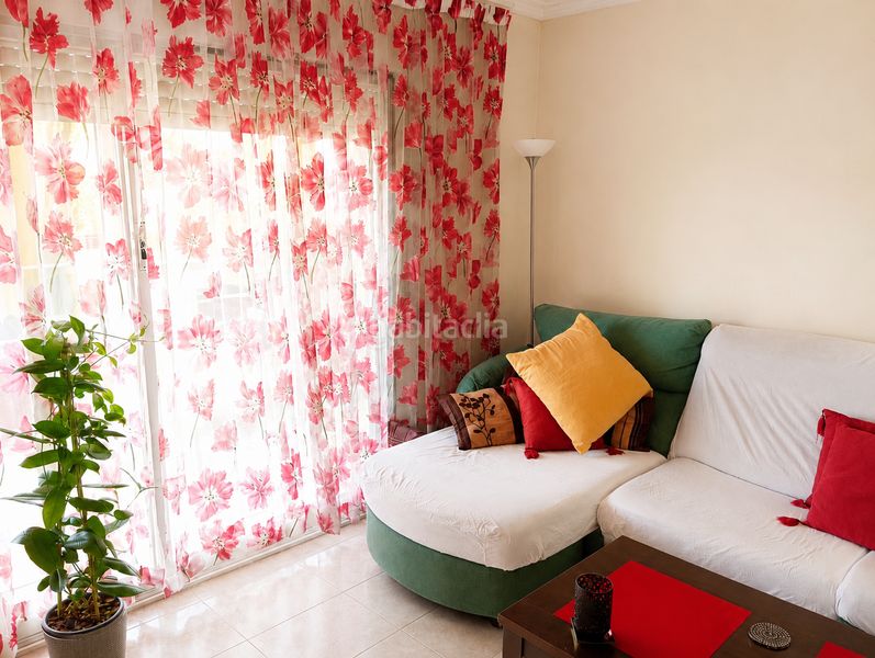 Foto cbc9d51d-7355-4d21-982b-625ad0e70480. Casa amb aparcament a Alcanar
