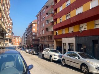 Aparcament cotxe  Calle teodoro cuesta
