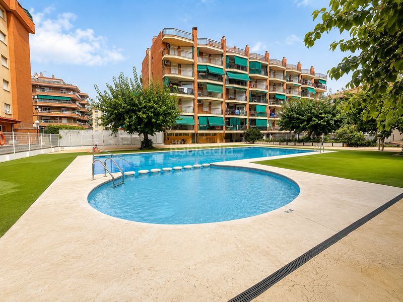 Foto faad6d27-7667-417b-a299-b5deb98e5a05. Pis amb aparcament a La Pineda Vila-seca