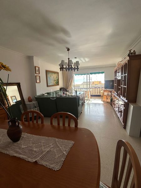 Foto 6c28f3ed-a434-4097-bd31-7daf97be30a9. Pis a Zona Miraflores Marbella