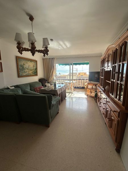 Foto a0e4d1f5-5948-47dc-b08b-d69a6f3d8dcf. Pis a Zona Miraflores Marbella