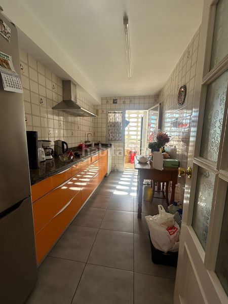 Foto edfbdbec-68ab-4f64-aab1-6d1ab1f16a47. Pis a Zona Miraflores Marbella