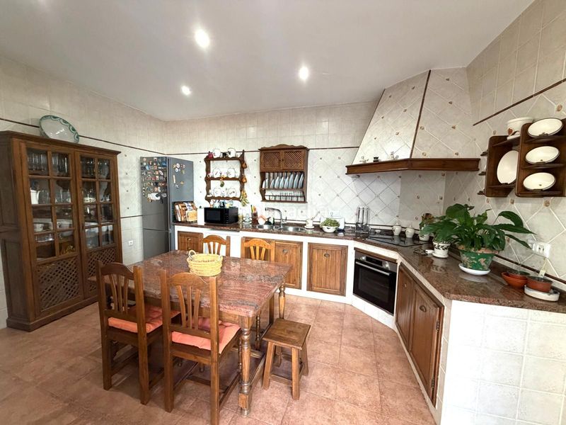 Foto 28b76265-60d4-487d-9491-965300bfd42b. Casa amb aparcament a Zona de la Vega Antequera
