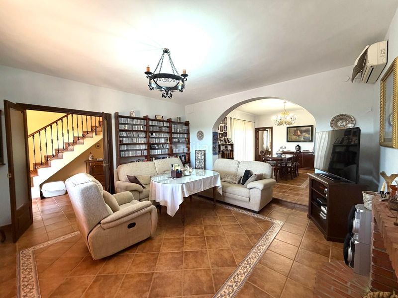 Foto 47971345-761f-4f0c-bb76-3575b26c2c59. Casa amb aparcament a Zona de la Vega Antequera