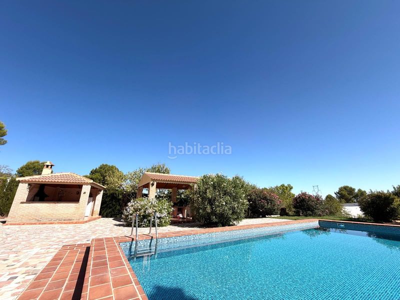 Foto dd0ccd96-1b2a-4dc2-8282-f182b4c79f4d. Casa amb aparcament a Zona de la Vega Antequera