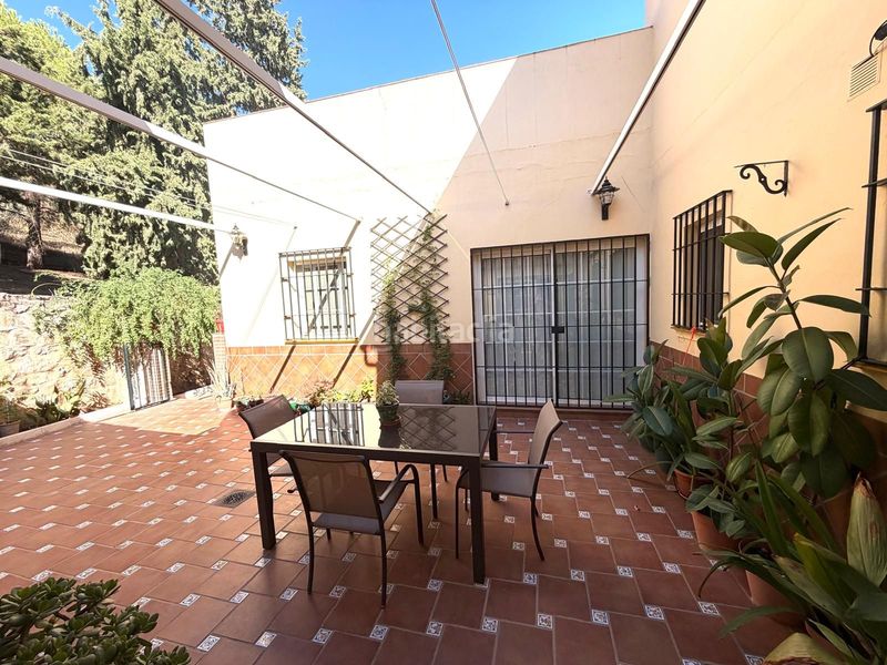 Foto e522fd3e-615f-474c-846c-8a9a36c4b65a. Casa amb aparcament a Zona de la Vega Antequera