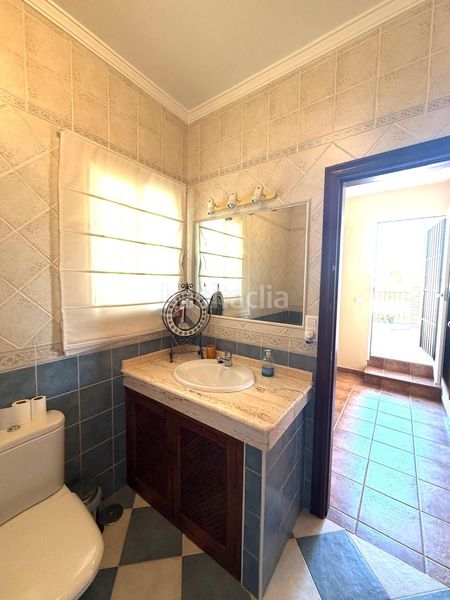 Foto ee95afbe-672a-477b-a622-ac620815ec51. Casa amb aparcament a Zona de la Vega Antequera