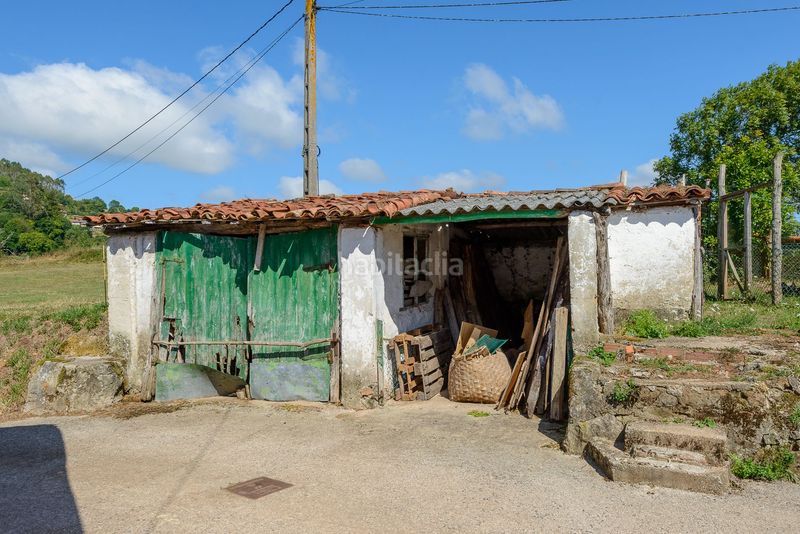 Foto 8e653825-8549-4029-a0ea-eae195f0cf05. Casa adossada a Cabranes