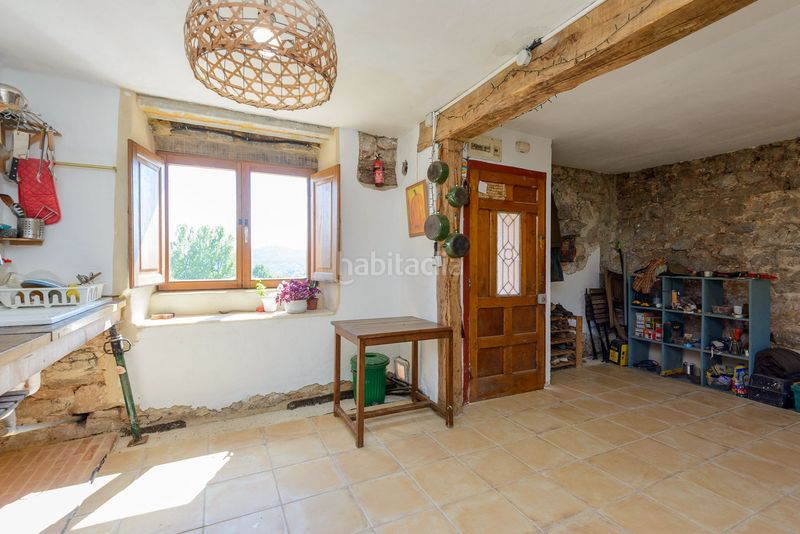 Foto 8f79f314-786f-412f-8ef3-becb8f401000. Casa adossada a Cabranes