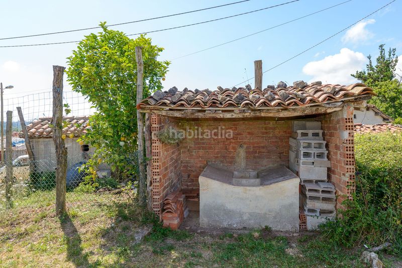 Foto 99474a0a-18b7-4c1b-8f8c-4aec85f0bbc4. Casa adossada a Cabranes