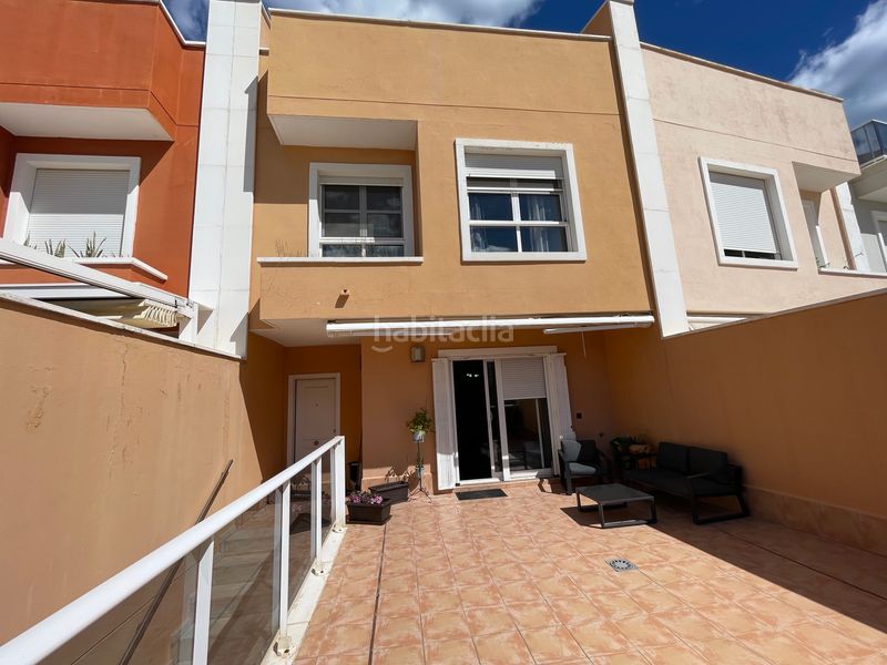 Foto 4ab3378d-c99e-46da-a74b-3dce3676846d. Casa adossada amb aparcament a Racó Cullera