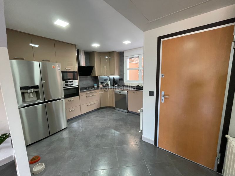 Foto 8c52af89-d1c5-435d-bc19-a2569dab9380. Casa adossada amb aparcament a Racó Cullera