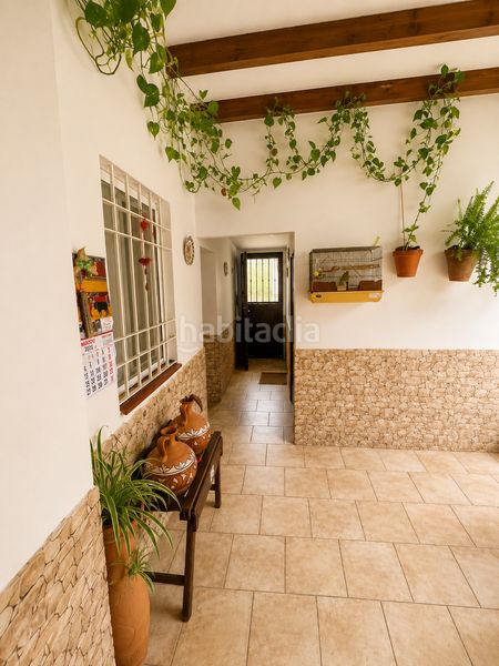 Foto e16e2c8b-e664-4485-8952-2ec07f8607ca. Casa amb aparcament a Écija