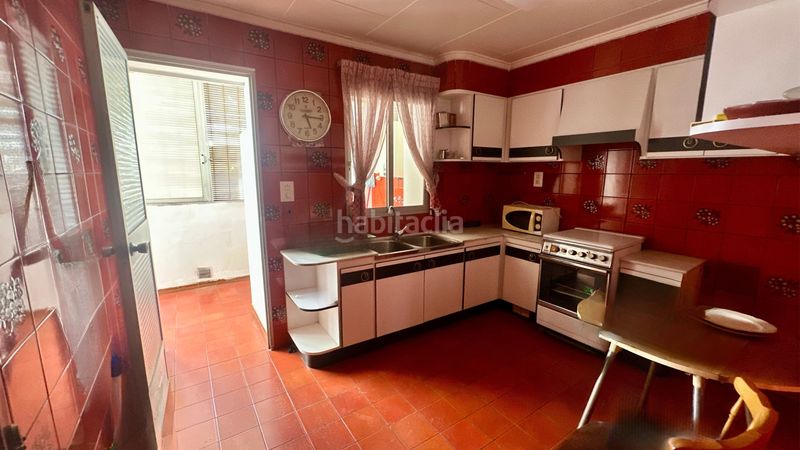 Foto 59fd92df-05f3-4b81-ab9e-09b4f0a3b2fe. Edificio en Bellreguard