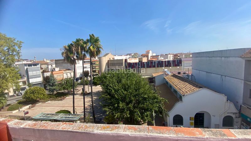 Foto 7841ff78-6013-40b7-8419-4601c65ca63d. Edificio en Bellreguard