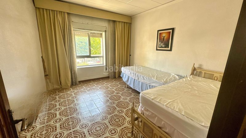 Foto c3b29a82-8451-4fd6-8a32-ddd9327dac0f. Edificio en Bellreguard