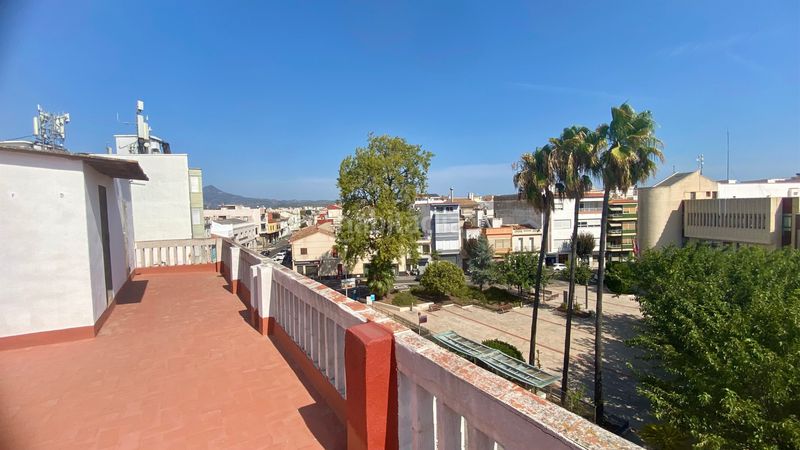Foto d712e990-9647-4255-96eb-851579a4b9be. Edificio en Bellreguard