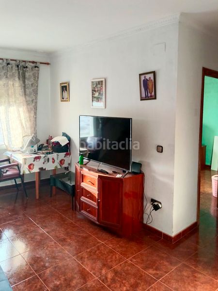 Foto 86716130-804c-4380-b0b8-7bec8b9a77e7. Casa amb aparcament a Constantina