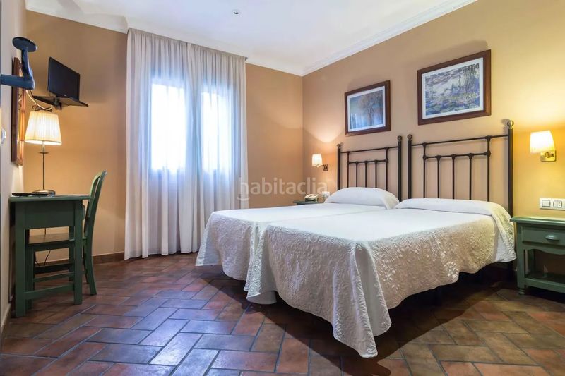 Foto 62455a26-fbd8-4cef-a441-50c513723d80. Edificio en Zafra