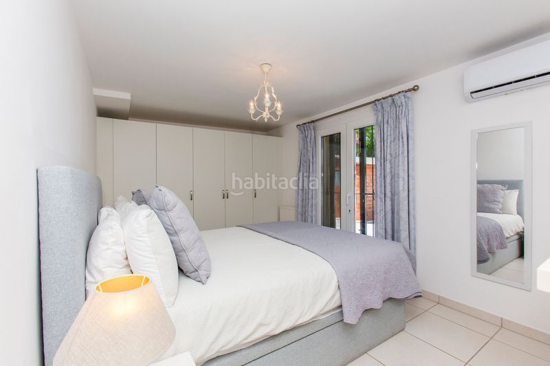 Foto a4daca16-7906-4232-9aa5-6091b84aa52f. Casa amb aparcament a Cala Advocat-Baladrar Benissa