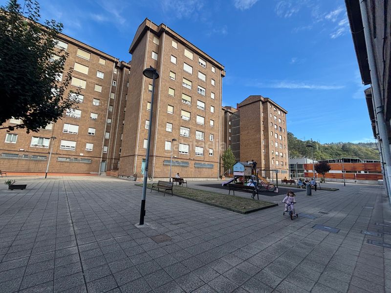 Foto 19964a82-0b1f-40d1-a2c4-6569365eb4df. Etagenwohnung in Santa Marina - Polígono Mieres