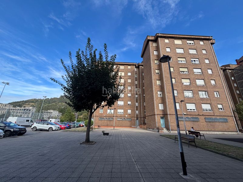 Foto 7370d830-47ad-42b4-a63d-7a0734749a6c. Etagenwohnung in Santa Marina - Polígono Mieres