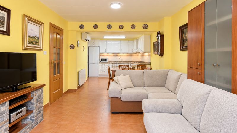 Foto 43d44abc-82e9-4e57-9f1b-b8a65693c0e7. Haus in Flix
