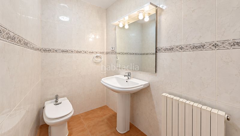 Foto 75b8da9e-8d91-4308-990a-aeba49b5012a. Haus in Flix