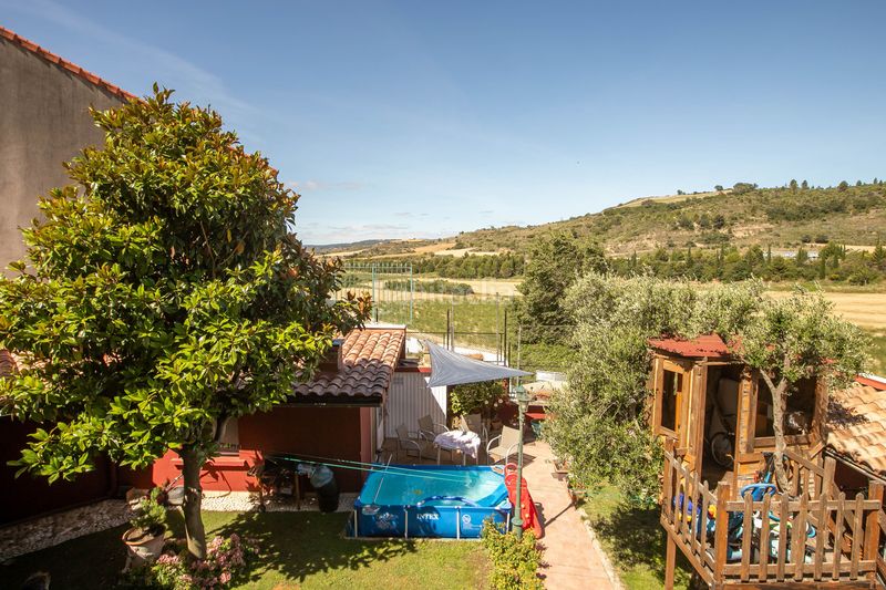 Foto dce78fd3-a432-4072-9ddd-a08b604ff49f. Casa a Legarda