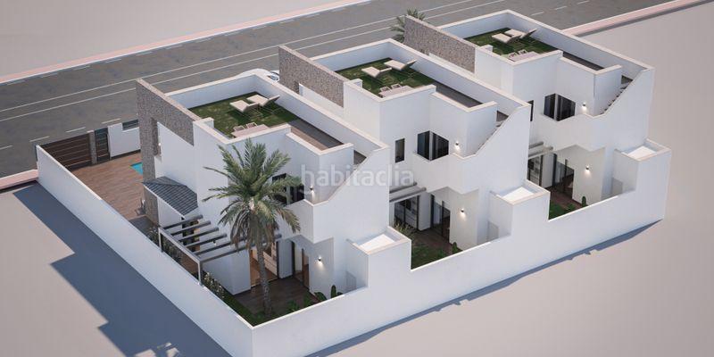 Foto 6f4dea13-6f8a-41ce-9807-a6fa8642a0ba. Maison jumelée avec parking dans San Pedro del Pinatar San Pedro del Pinatar