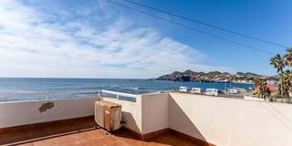 House  Paseo acantilado