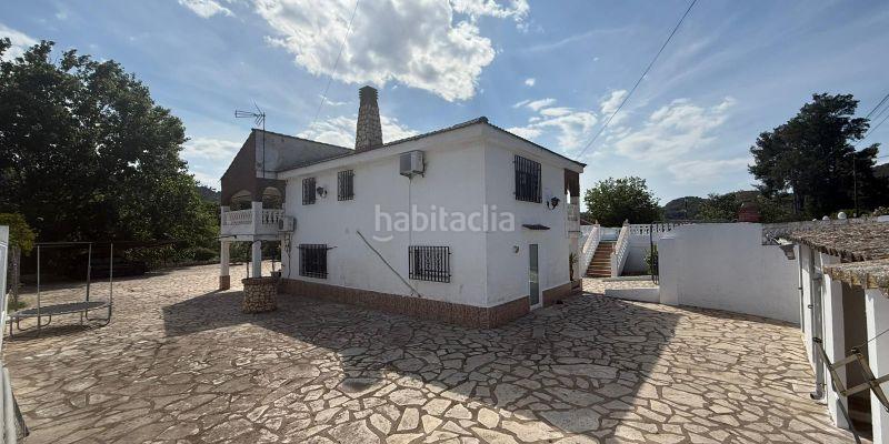 Foto dc3f8a6b-cdeb-42b0-a2a6-b4152b8abc73. Casa con parcheggio in Urbanitzacions i Pedanies Sud Alzira