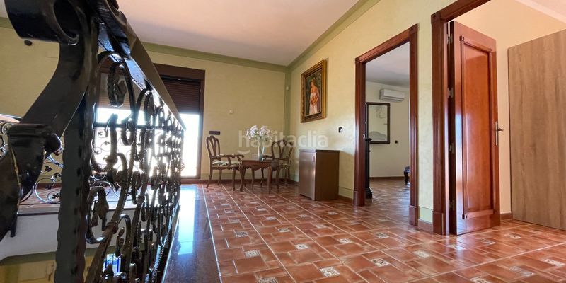 Foto 4e95c066-d13b-4d01-82cf-8845cc2236d1. Maison avec parking dans Loja