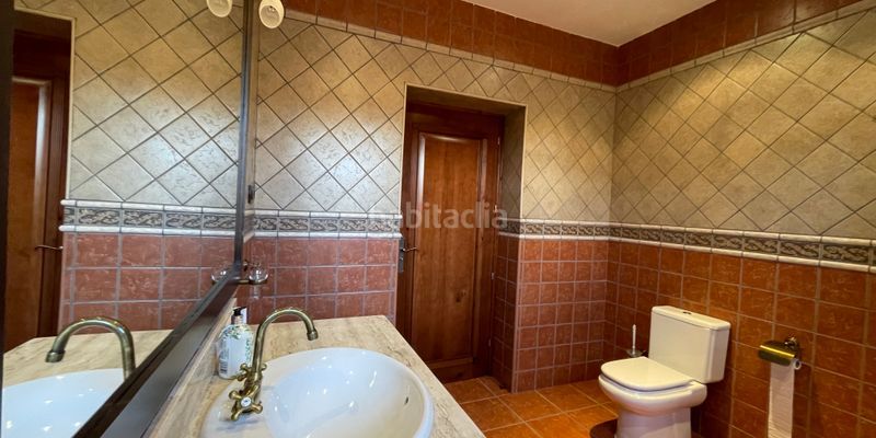 Foto 91387556-39ee-4399-9298-8f7a24a09077. Maison avec parking dans Loja